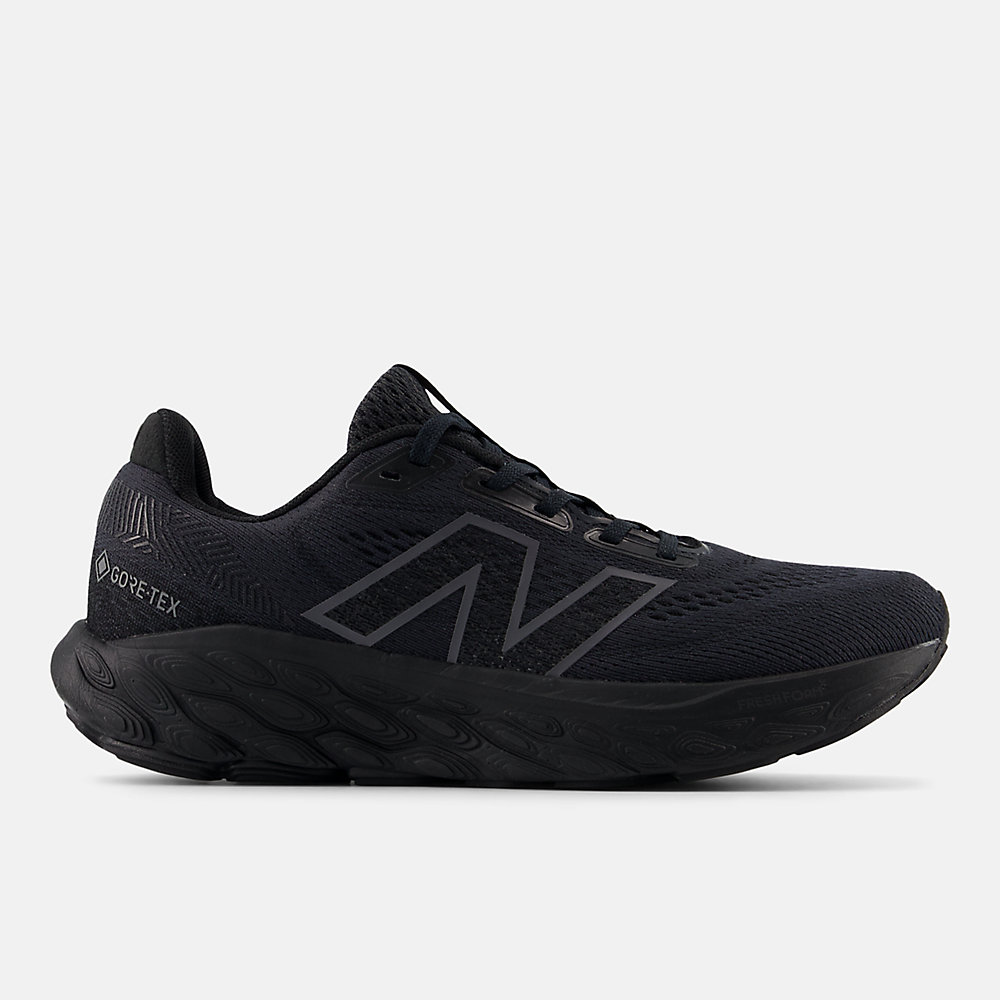 New Balance Fresh Foam X 880v14 GORE-TEX&reg; Shoes Black with Phantom and Magnet
